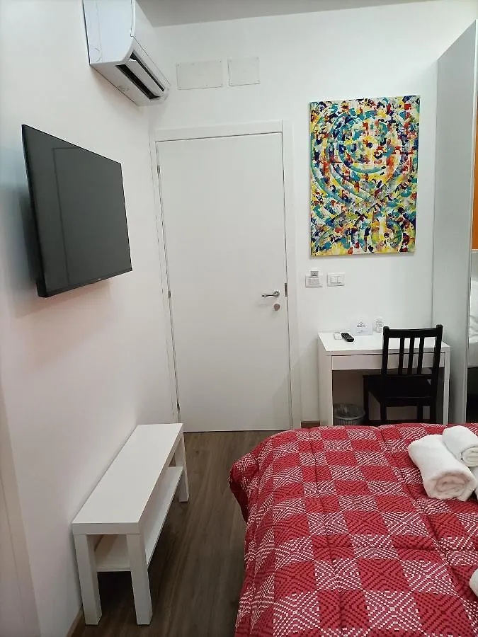 Luxury B&B Iolanda Κατάνια Bed and Breakfast