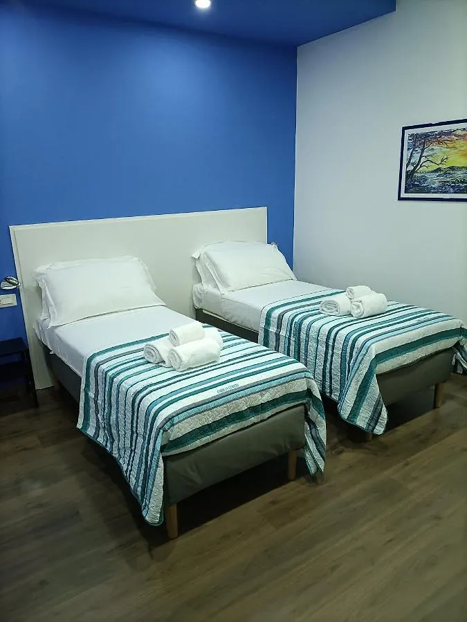 Luxury B&B Iolanda CTA 0*,