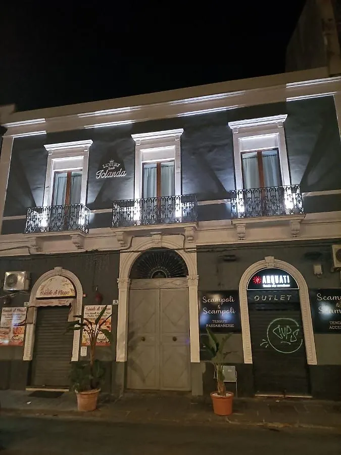 Bed & Breakfast Luxury B&B Iolanda Katánie